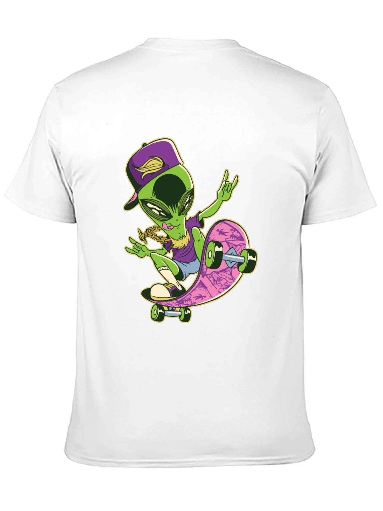 Cool Alien Skateboard Graphic T-Shirt