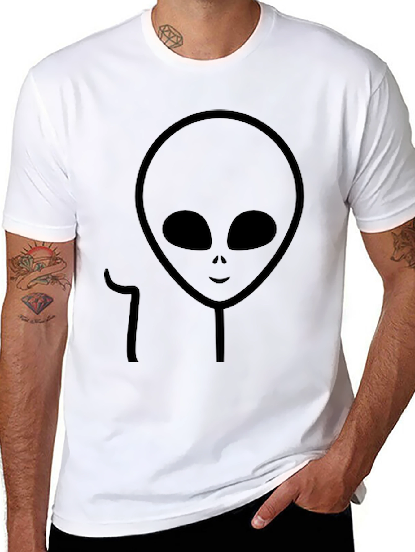 Black Alien Graphic Tee - Extraterrestrial Style