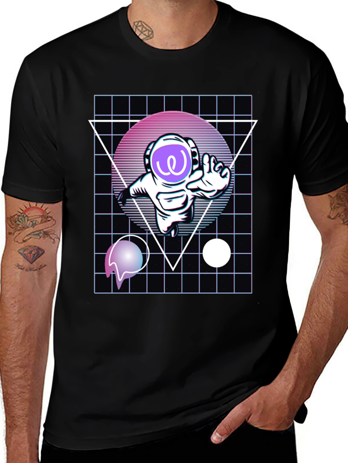 Astronaut Vaporwave T-Shirt - Galaxy Style