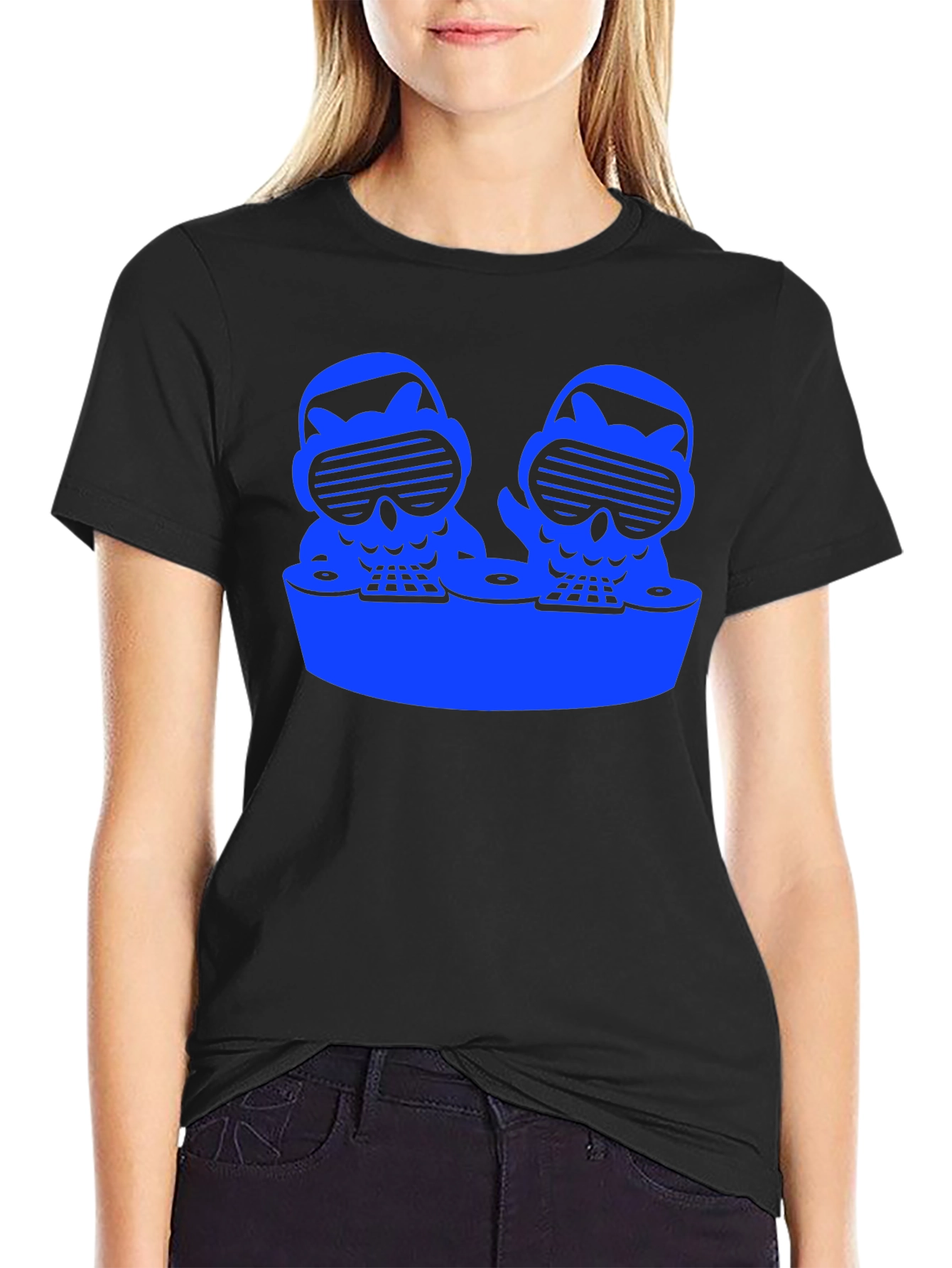 DJ Owls Graphic Tee - Cool Black T-Shirt